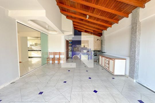 Garagem de casa para alugar com 3 quartos, 200m² em Ingleses Norte, Florianópolis