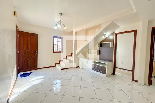 Sala de casa para alugar com 3 quartos, 200m² em Ingleses Norte, Florianópolis