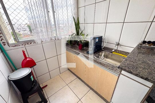 Cozinha de apartamento para alugar com 3 quartos, 176m² em Eldorado, Contagem