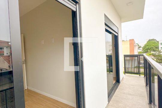 Varanda do Quarto 2 de casa para alugar com 3 quartos, 150m² em Canasvieiras, Florianópolis