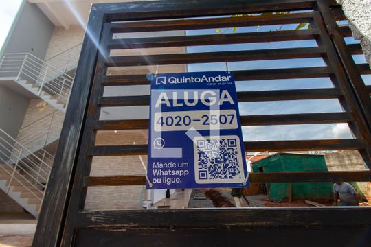 Placa de casa para alugar com 1 quarto, 23m² em Jardim Santa Genebra, Campinas