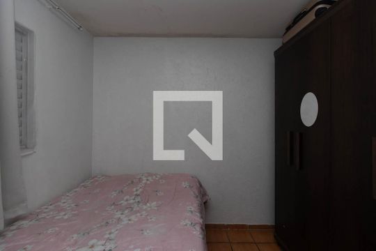 Quarto 2 Casa 1 de casa à venda com 3 quartos, 260m² em Vila Mazzei, São Paulo