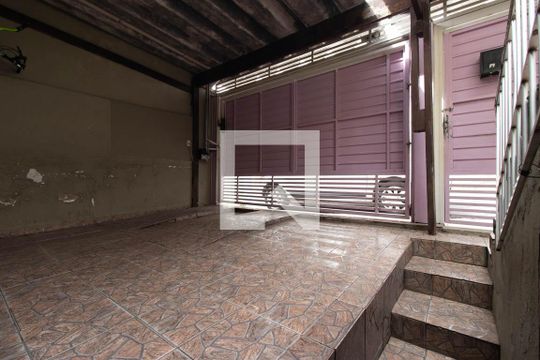 Garagem de casa para alugar com 3 quartos, 260m² em Vila Mazzei, São Paulo