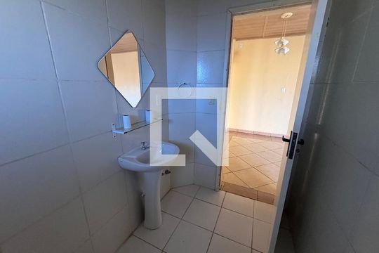 Lavabo de casa à venda com 4 quartos, 262m² em Scharlau, São Leopoldo