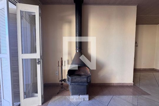 Sala de casa à venda com 4 quartos, 262m² em Scharlau, São Leopoldo