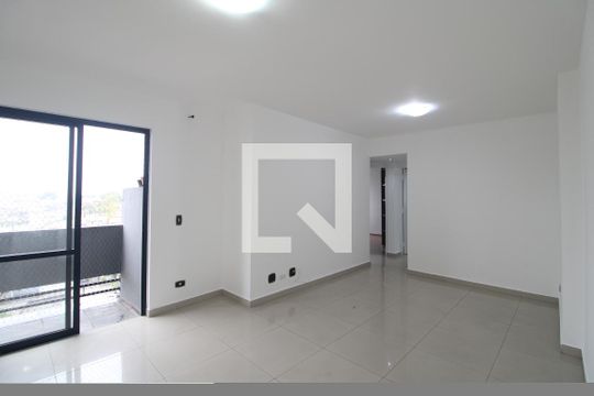 Apartamento à venda com 3 quartos, 72m² em Jardim Luanda, São Paulo