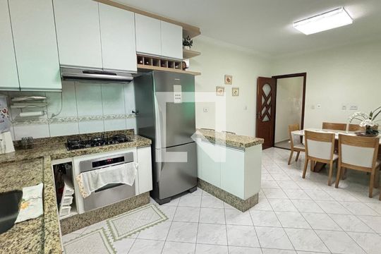 Cozinha de casa à venda com 3 quartos, 246m² em Parque das Nações, Santo André