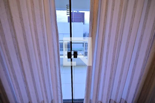Fachada/Sala de apartamento à venda com 2 quartos, 66m² em Alto da Glória, Goiânia