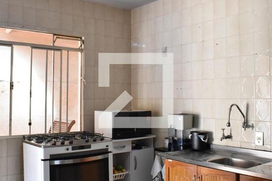 Cozinha de casa à venda com 4 quartos, 480m² em Barreirinha, Curitiba