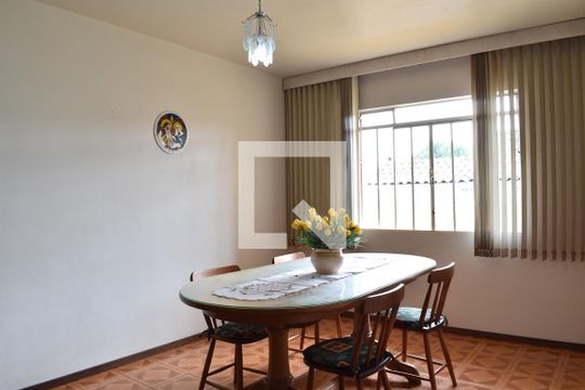 Sala de Jantar de casa à venda com 4 quartos, 480m² em Barreirinha, Curitiba