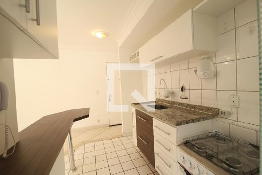 Cozinha de apartamento à venda com 2 quartos, 68m² em Jardim Alice, Indaiatuba