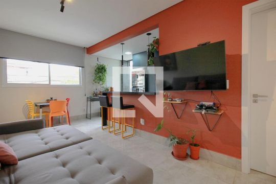 Apartamento para alugar com 2 quartos, 110m² em Sagrada Família, Belo Horizonte