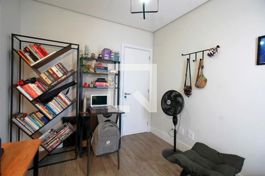 Suite 2 de apartamento para alugar com 2 quartos, 110m² em Sagrada Família, Belo Horizonte