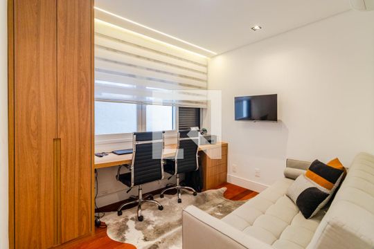 Quarto de apartamento à venda com 3 quartos, 158m² em Cerqueira César, São Paulo