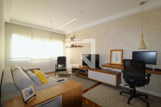 Sala de apartamento para alugar com 2 quartos, 92m² em Chácara Santo Antônio (zona Sul, São Paulo