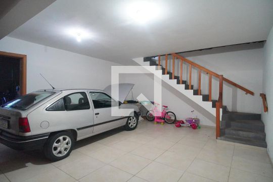 Garagem de casa à venda com 3 quartos, 300m² em Ideal, Novo Hamburgo