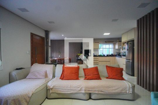 Sala de casa à venda com 3 quartos, 300m² em Ideal, Novo Hamburgo
