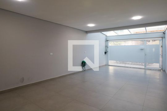 Garagem de casa para alugar com 3 quartos, 200m² em Santa Maria, São Caetano do Sul