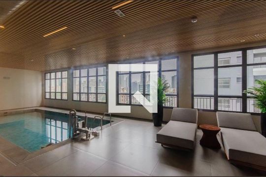 Piscina de kitnet/studio à venda com 1 quarto, 22m² em Paraíso, São Paulo