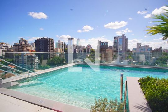 Área Comum - Piscina de apartamento à venda com 1 quarto, 32m² em Rio Branco, Porto Alegre