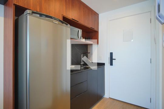 Cozinha de apartamento à venda com 1 quarto, 32m² em Rio Branco, Porto Alegre
