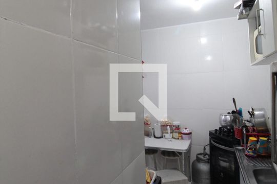 Cozinha e Área de Serviço de casa de condomínio à venda com 2 quartos, 60m² em Jardim Guanabara, Belo Horizonte