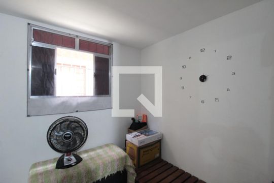 Sala de casa de condomínio à venda com 2 quartos, 60m² em Jardim Guanabara, Belo Horizonte