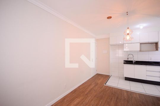 Sala de apartamento à venda com 2 quartos, 40m² em Jardim Santa Emília, São Paulo