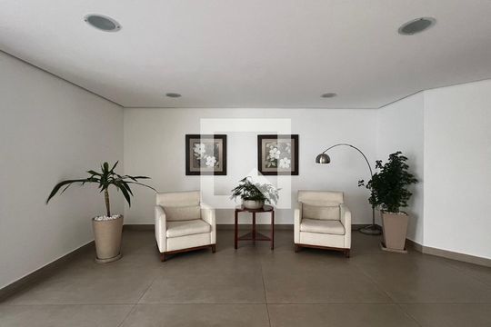 Hall de entrada de apartamento à venda com 3 quartos, 120m² em Pinheiros, São Paulo