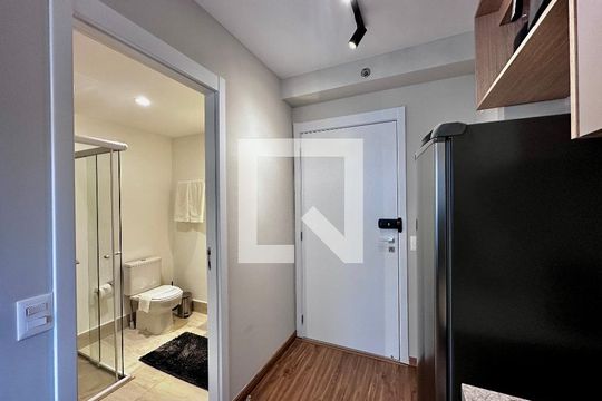 Cozinha de kitnet/studio à venda com 0 quarto, 25m² em Santo Amaro, São Paulo