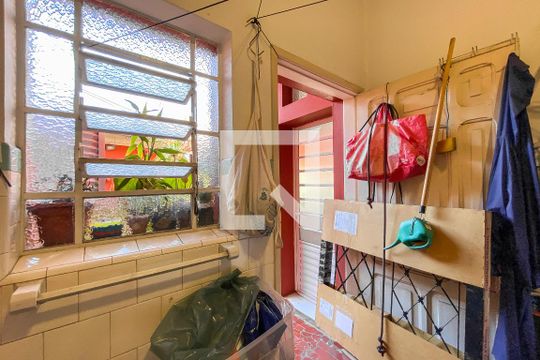 Casa para alugar com 3 quartos, 200m² em Jardim da Gloria, São Paulo