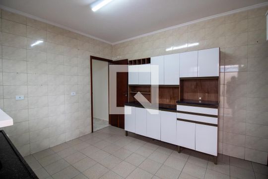 Cozinha de casa para alugar com 3 quartos, 125m² em Jardim Sarah, São Paulo