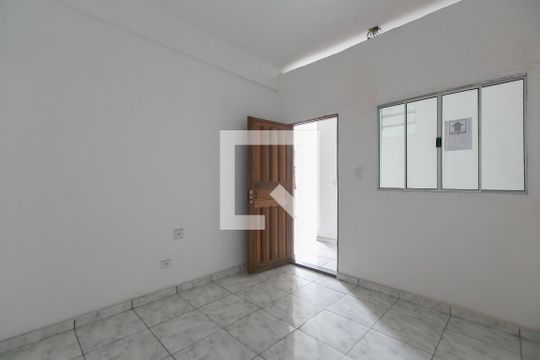 Kitnet/Studio para alugar com 1 quarto, 40m² em Parada Quinze de Novembro, São Paulo