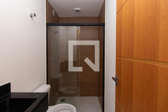 Banheiro de apartamento para alugar com 1 quarto, 35m² em Vila Germinal, São Paulo