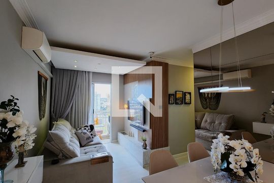 Sala de apartamento para alugar com 2 quartos, 54m² em Jardim das Samambaias, Jundiaí