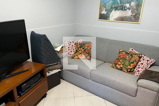 Sala de casa para alugar com 4 quartos, 350m² em Todos Os Santos, Rio de Janeiro