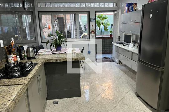 CozinhaCozinha de casa para alugar com 4 quartos, 350m² em Todos Os Santos, Rio de Janeiro