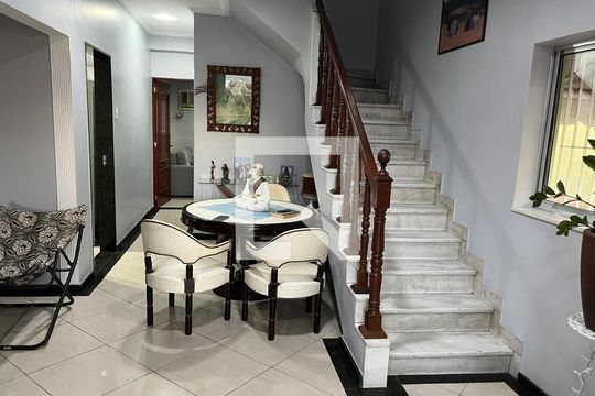 Sala de casa para alugar com 4 quartos, 350m² em Todos Os Santos, Rio de Janeiro