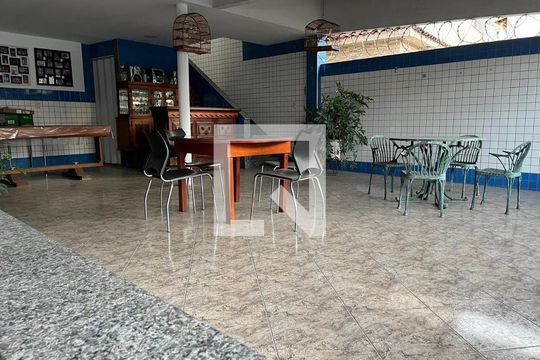 Área Externa de casa à venda com 4 quartos, 350m² em Todos Os Santos, Rio de Janeiro