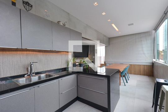 Cobertura de apartamento à venda com 3 quartos, 160m² em Fernão Dias, Belo Horizonte