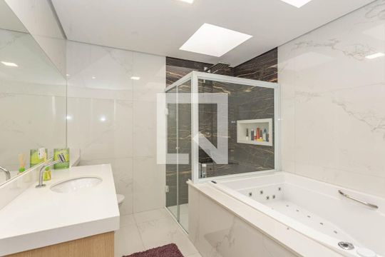 Banheiro da Suíte 3 de casa à venda com 3 quartos, 200m² em Sacomã, São Paulo