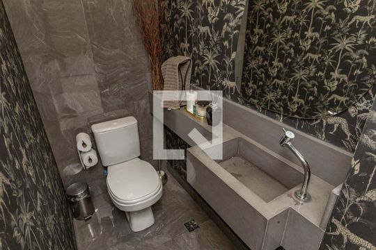 Lavabo de casa à venda com 3 quartos, 200m² em Sacomã, São Paulo