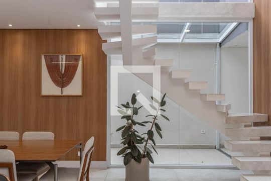 Sala/Cozinha de casa à venda com 3 quartos, 200m² em Sacomã, São Paulo