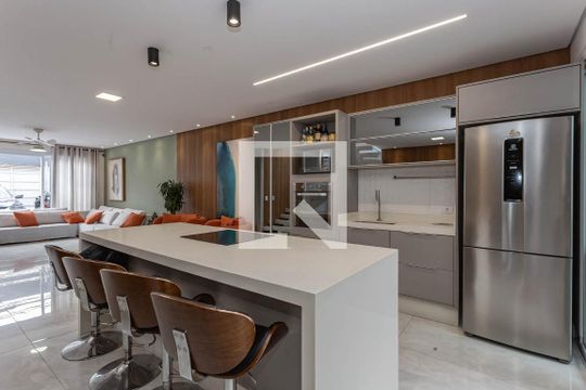 Sala/Cozinha de casa à venda com 3 quartos, 200m² em Sacomã, São Paulo