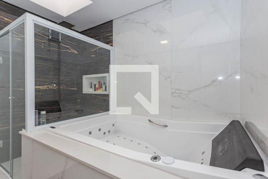 Banheiro da Suíte 3 de casa à venda com 3 quartos, 200m² em Sacomã, São Paulo