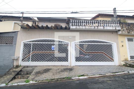 Fachada de casa à venda com 7 quartos, 250m² em Interlagos, São Paulo