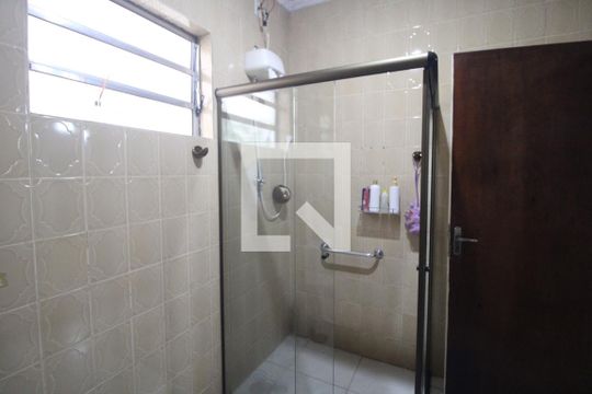 Banheiro/Suíte de casa à venda com 7 quartos, 250m² em Interlagos, São Paulo