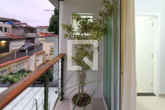 Varanda de casa à venda com 3 quartos, 155m² em Vila Ema, São Paulo