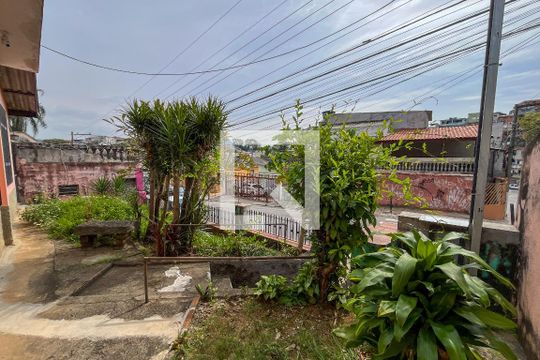 Quintal de casa à venda com 2 quartos, 101m² em Vila Boacava, São Paulo