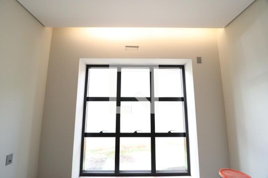 Quarto 1 de casa de condomínio para alugar com 5 quartos, 500m² em Jardim Sul, Uberlândia
